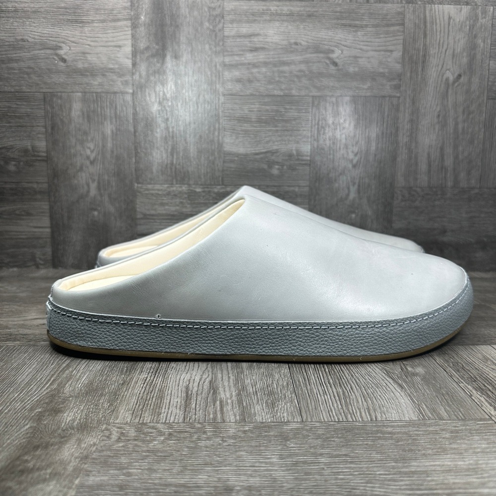 OluKai Kipe'a Heu Slippers Mens 14 Fog Grey Leather Minimalist Comfort NEW - Picture 1 of 9